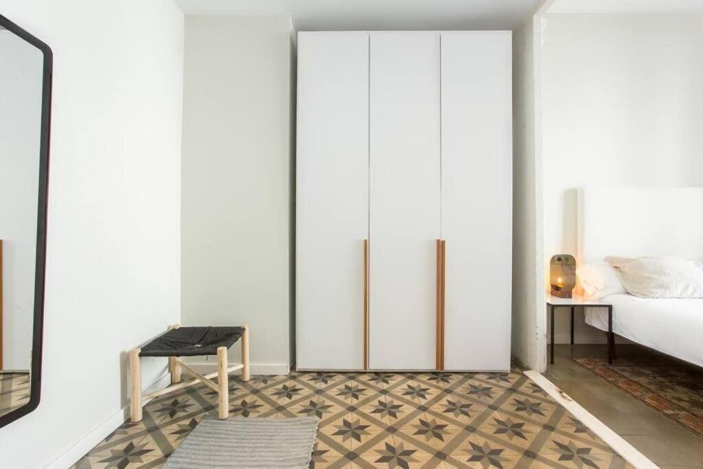 4Bedroom Apart With Balcony In Las Ramblas 3-2 Barcelona Eksteriør billede